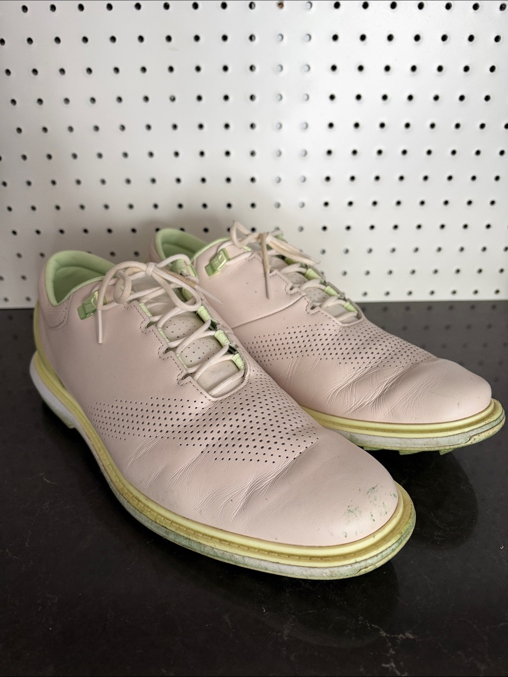 Men’s Jordan Golf Shoes 12 beige green